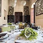 Hotel Coolrooms Palacio Villapanes 5 Gl