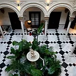 Coolrooms Palacio Villapanes 5 Gl Hotel