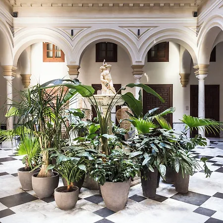 Отель Coolrooms Palacio Villapanes 5 Gl Севилья