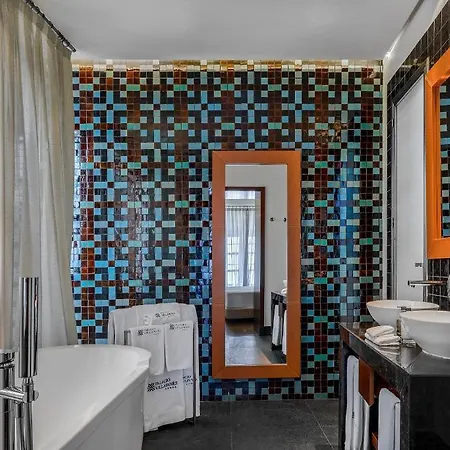 Отель Coolrooms Palacio Villapanes 5 Gl