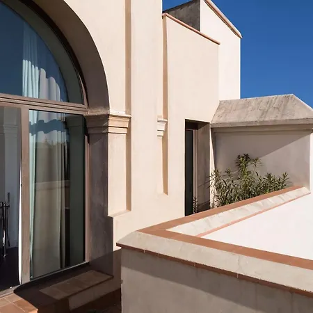 Отель Coolrooms Palacio Villapanes 5 Gl Севилья